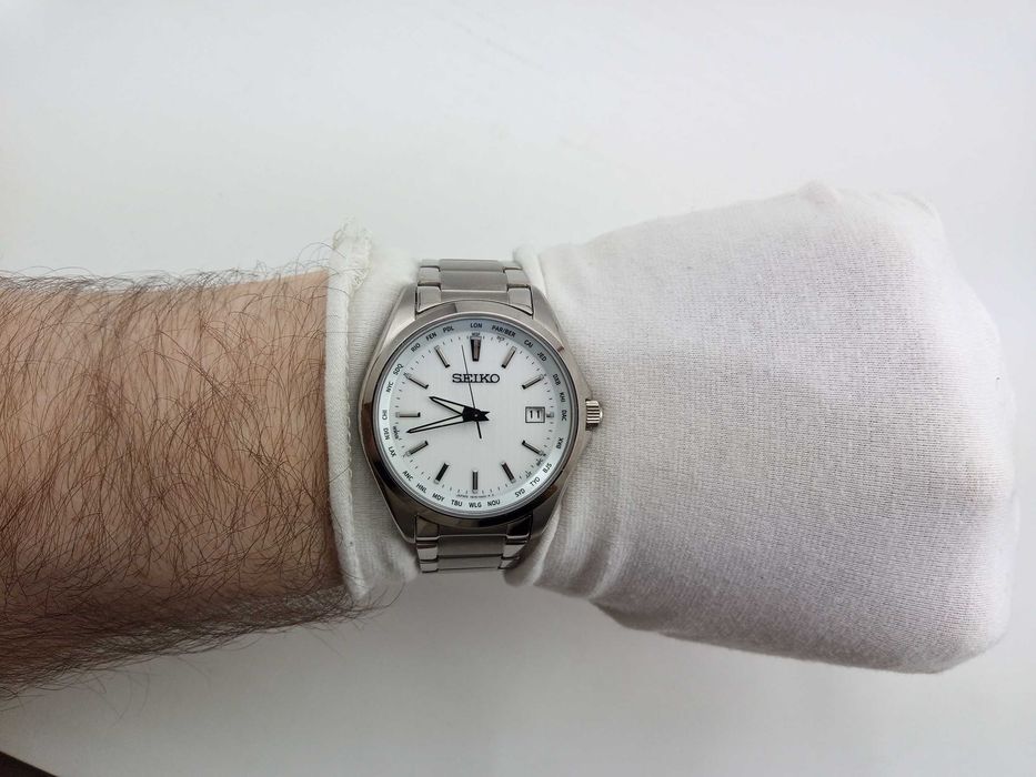 Японские часы Seiko Solar SBTM287 титан, радиоконтроль, сапфир, мировое время, Japan made
