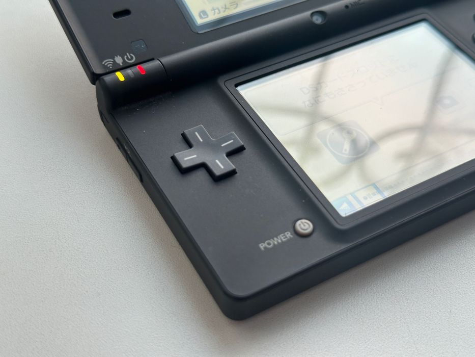 Продам Nintendo DSi в робочому стані