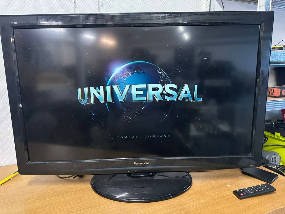 LCD 37 Panasonic из Швеции