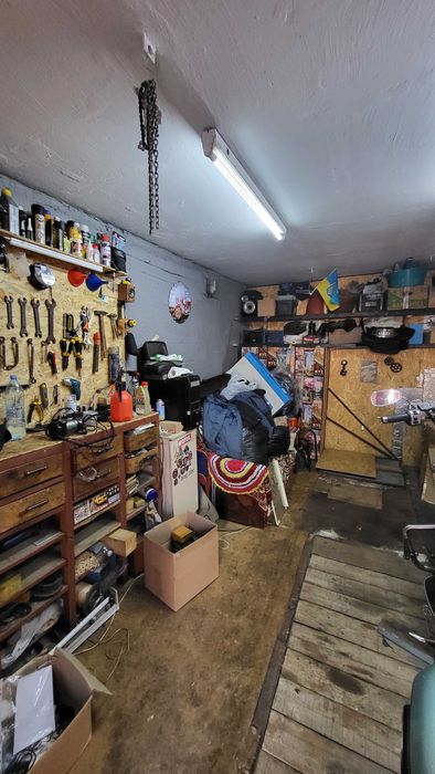 Продам гараж в АК 16, за фабрикой Сиверянка mn