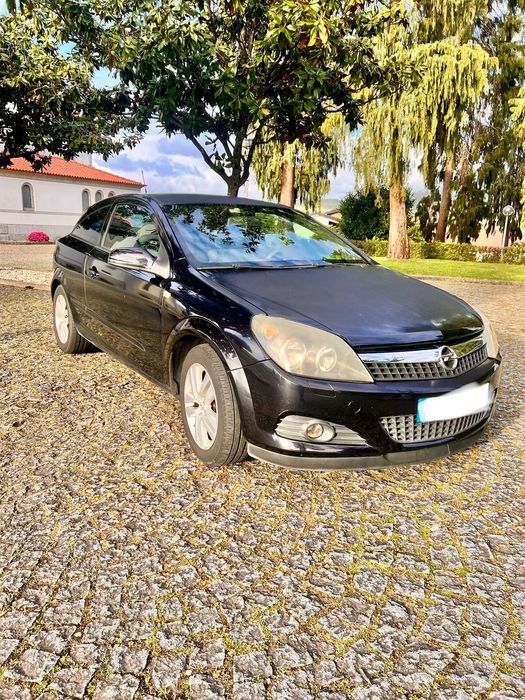 Opel Astra 1.7 GTC CDTI