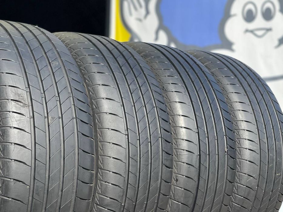 Шини літні 4шт 235/55 R18 Bridgestone Turanza T005