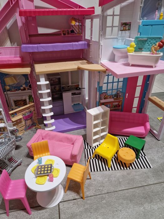 Zestaw Barbie domek Malibu Weterynarz sklep ..