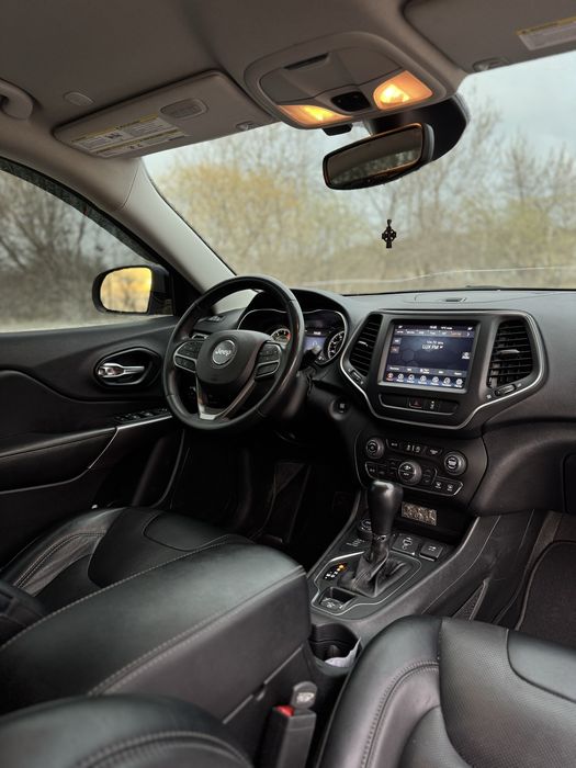 Jeep Cherokee 2022