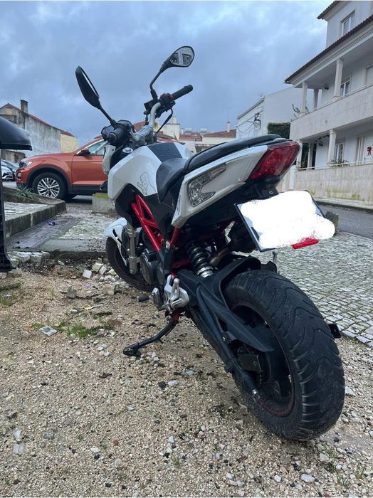 Vendo Benelli TNT 125