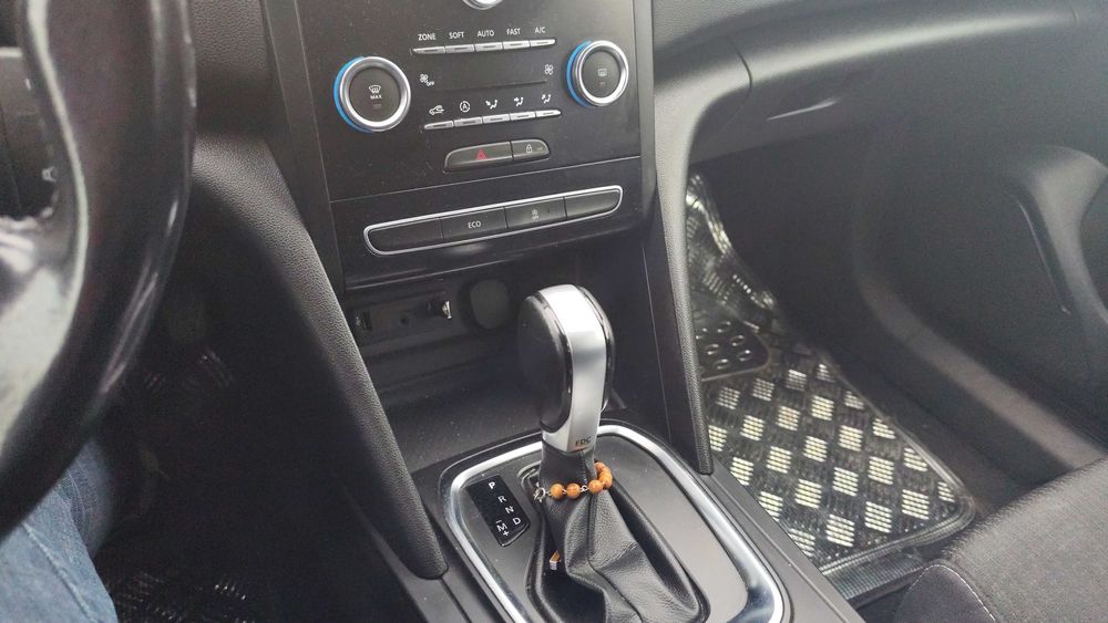 Megane absolutamente impecável