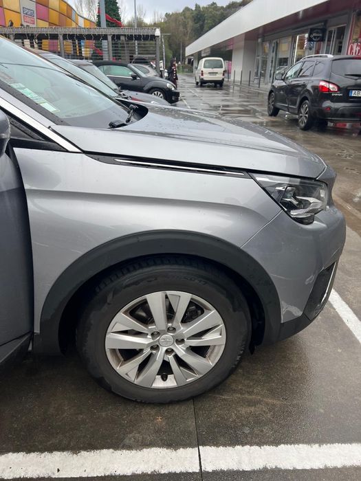 Peugeot 5008 1.5 BlueHDi Active Business 2020 | Caixa Automática | 7 Lugares | Excelente Estado — photo 2