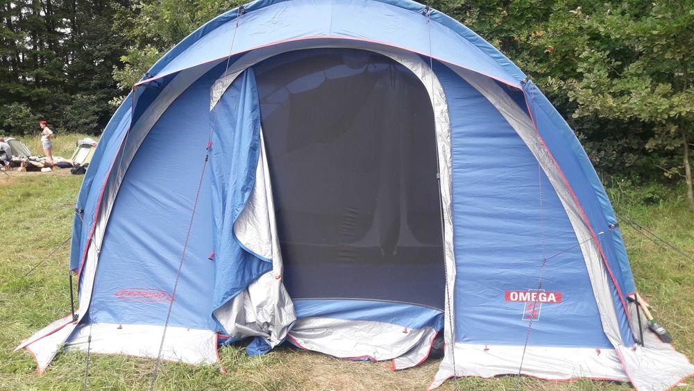 Zajefajny namiot urlop camping nocleg