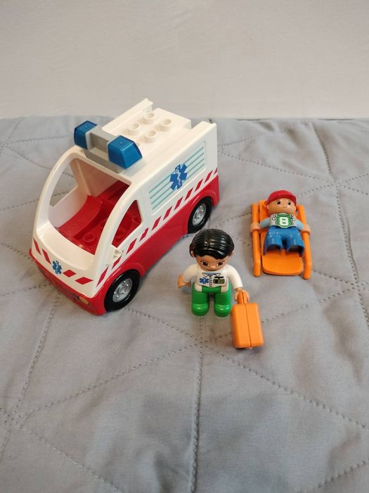 Klocki LEGO Duplo karetka
