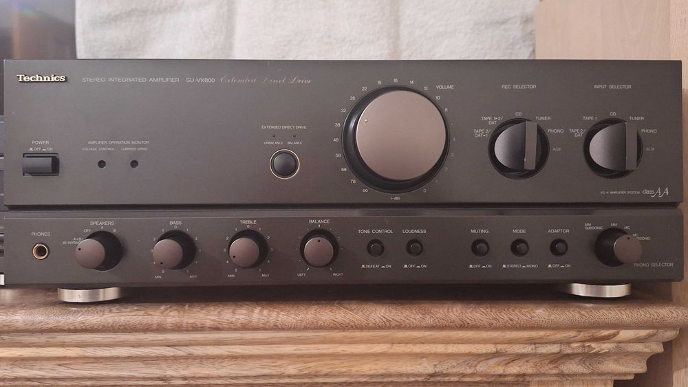Technics  SU-VX 800