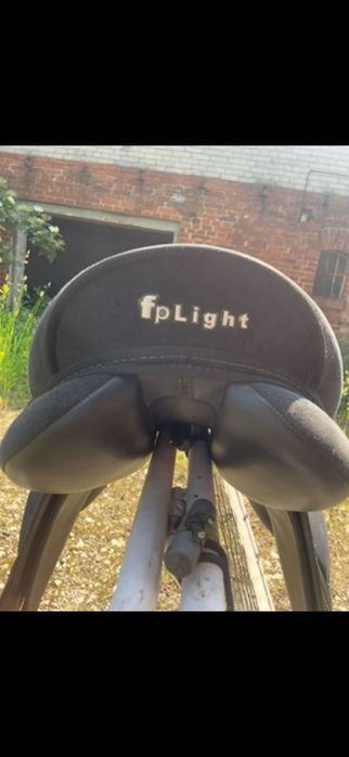 Siodło Fplight r17