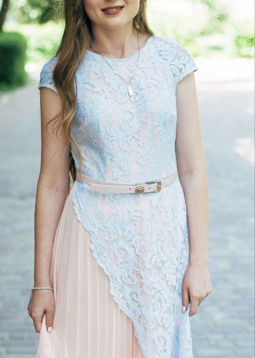 Неймовірно красива сукня в ідеальному стані