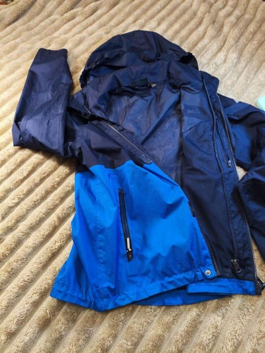 Куртка-вітровка для хлопчика 9–11 років