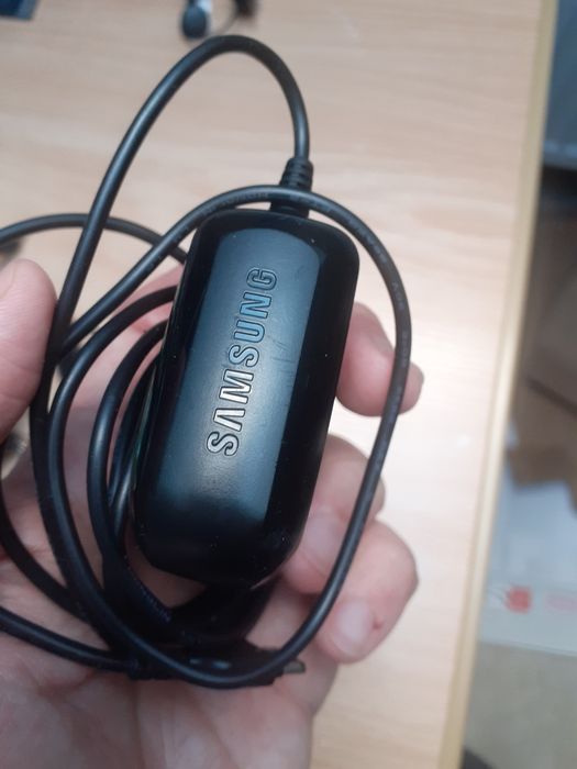Sprzedam ładowarkę Samsung