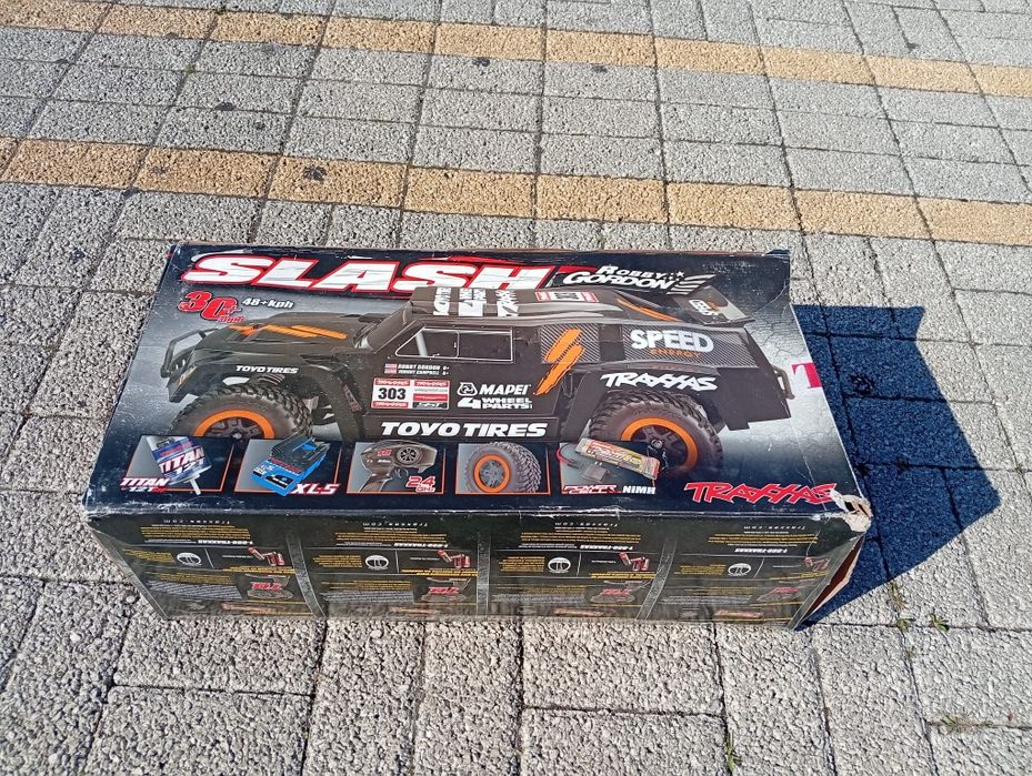 Traxxas Slash 2wd Radio Control