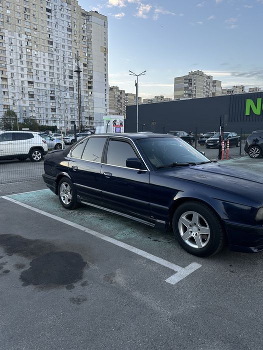 Продам BMW e34 2.5