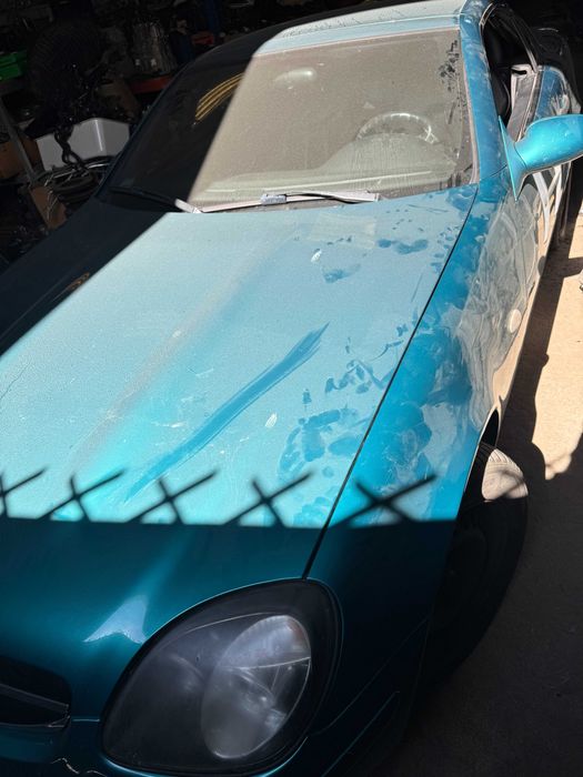 Mercedes SLK de 1998 para peças