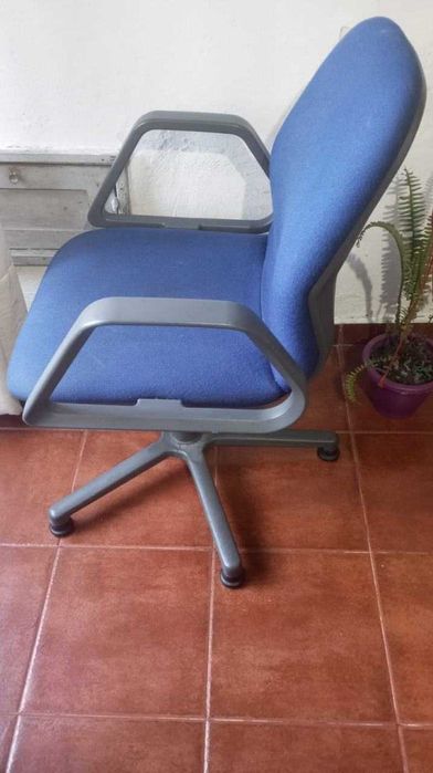 Cadeira de Escritório em bom estado