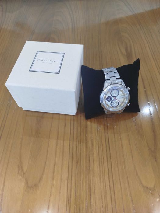 Relógio para homem - Marca Radiant (para reparação:falta coroa/vidro)