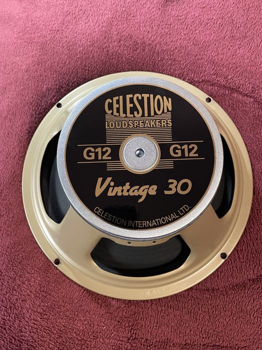 Coluna 12’’ Celestion Vintage 30/V30 8ohm