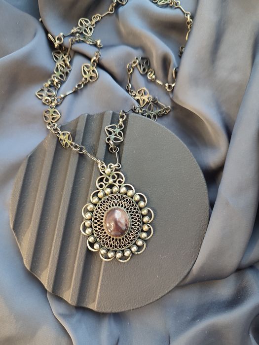 Винтажный кулон.