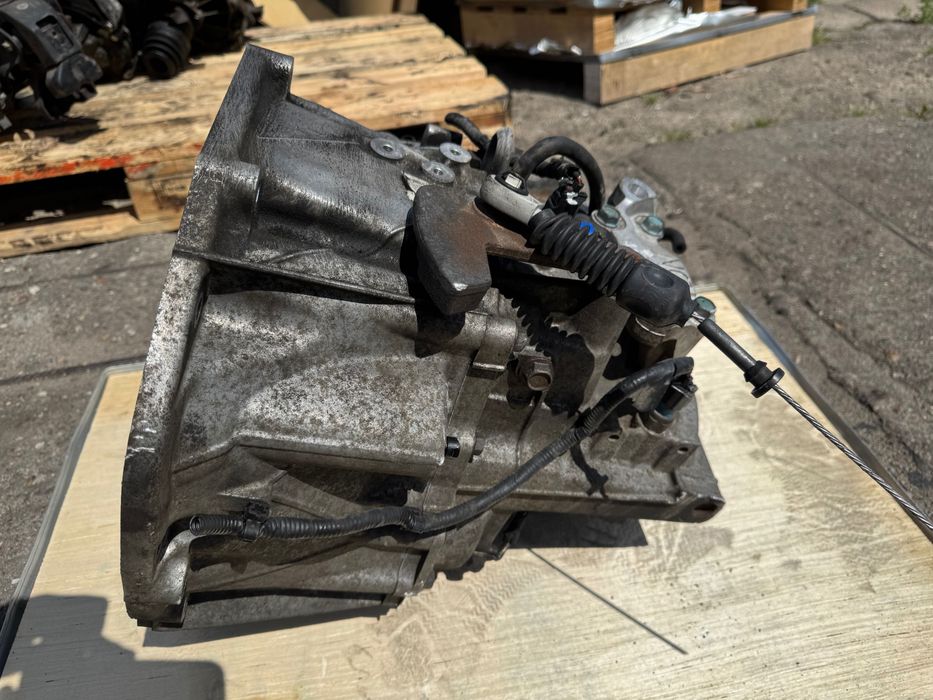 SKRZYNIA BIEGÓW QASHQAI J10 07-13r 2,0 DCI 2WD