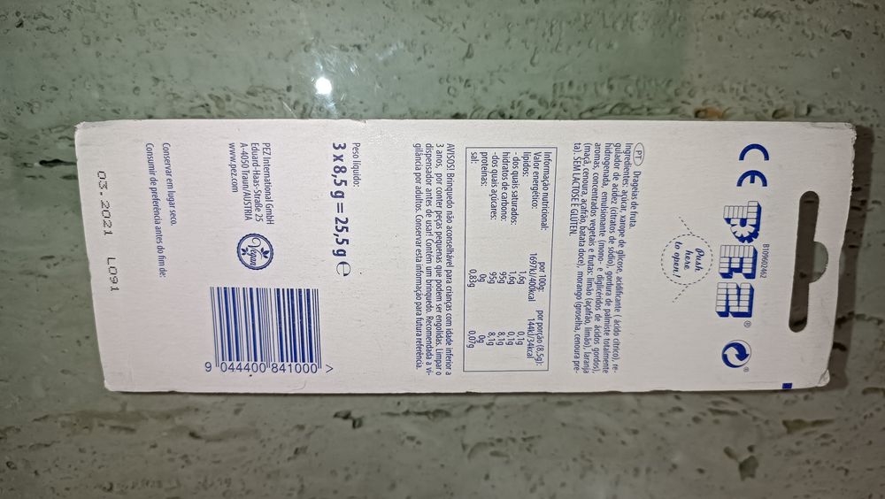 Pokémon 2019 charmander Pez Dispenser Selado