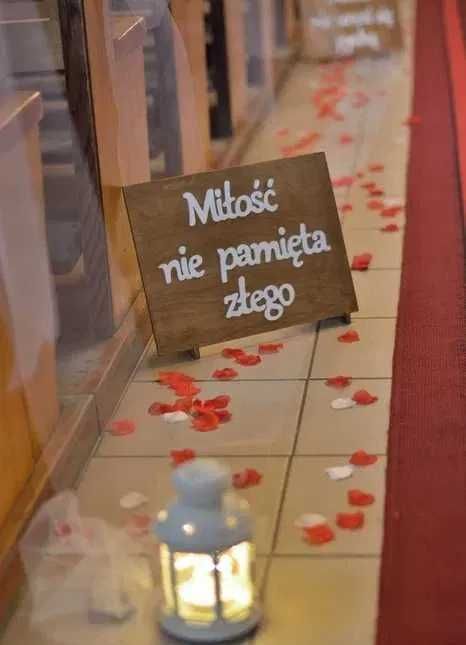 Tabliczki Hymn Miłości na Wesele jak Suknia Ślubna Kwiaty Dekoracje