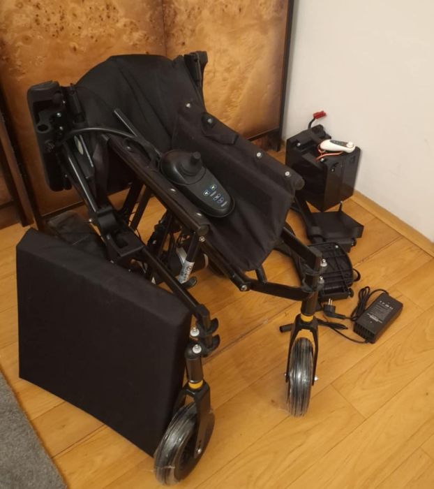 Wózek inwalidzki elektryczny Cross Smart