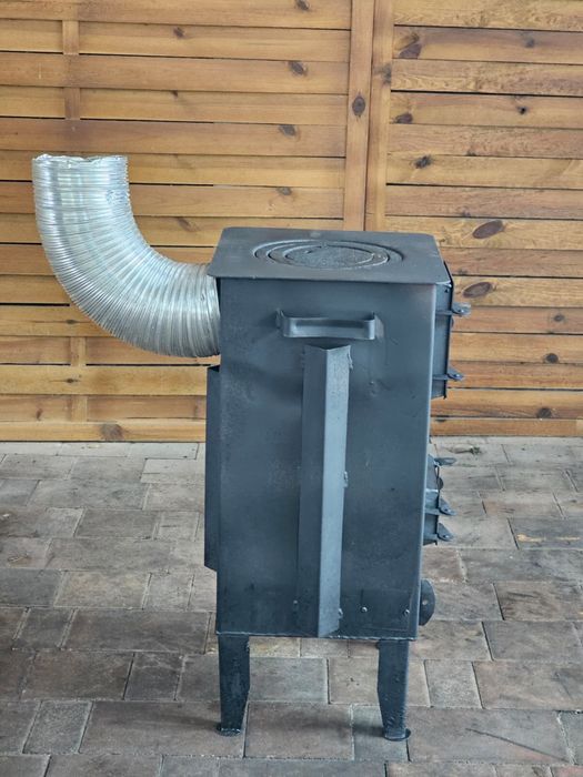 Koza piec wolnostojący stalowy | sprawny