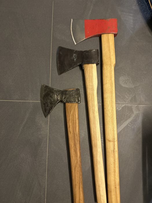 Stara niemiecka siekiera