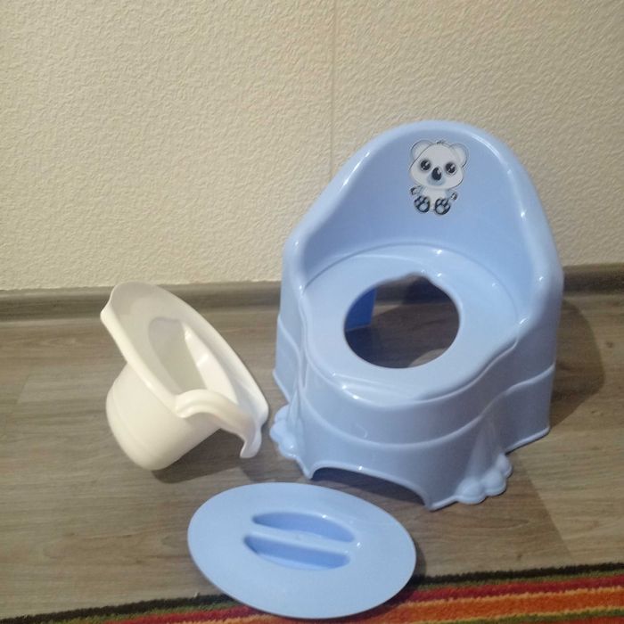 Дитячий горщик голубий