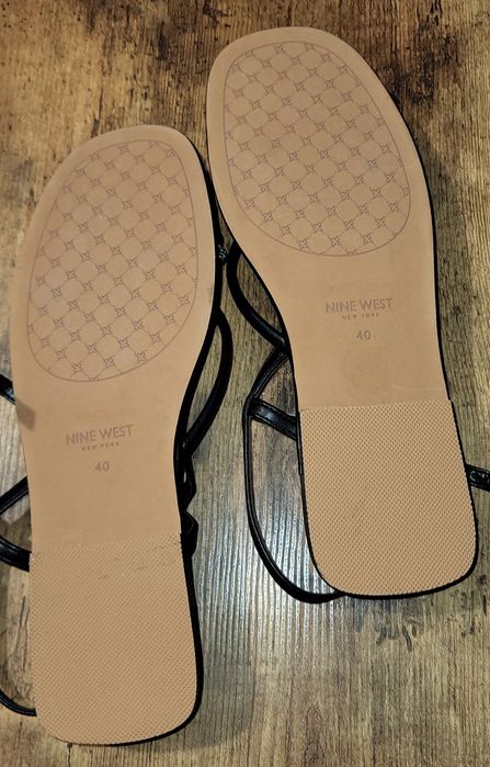 Sandały czarne z diamencikami 40