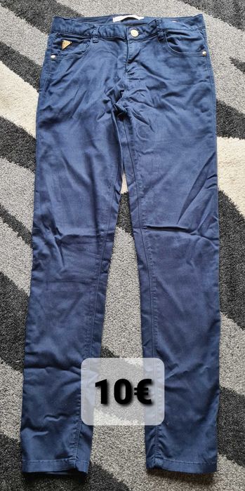 Calças skinny, cintura descida