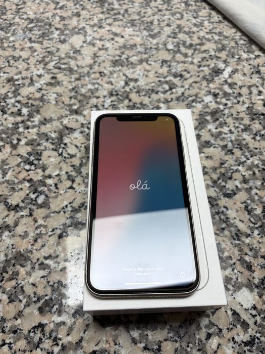Iphone 11 - 64 GB
