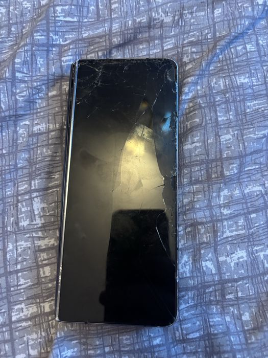 Samsung Fold 4 запчастини