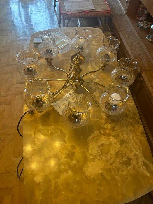 Retro żyrandol na 8 żarówek