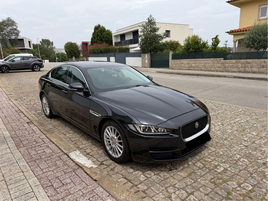 Jaguar XE 2.0 2018 Poucos Km Manual