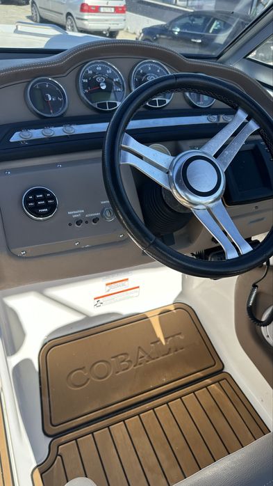 Cobalt Marine 262