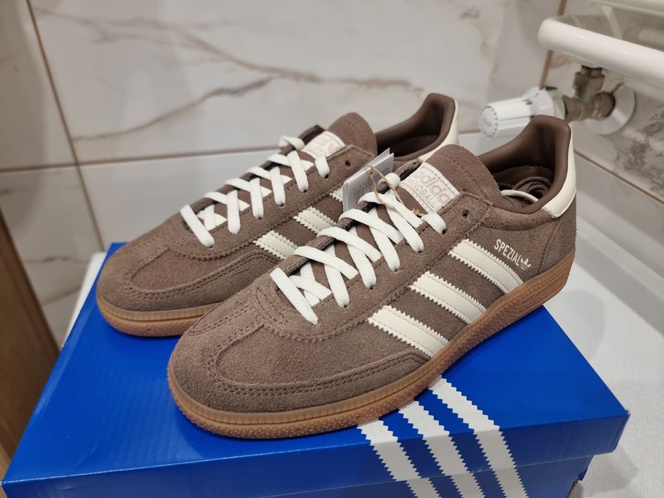 Buty Adidas Handball Spezial 38 i 2/3 IF6490