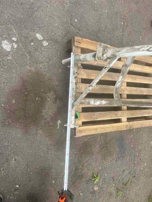 Лоток для зливу бетону