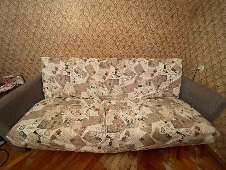 Продаю Диван б/у