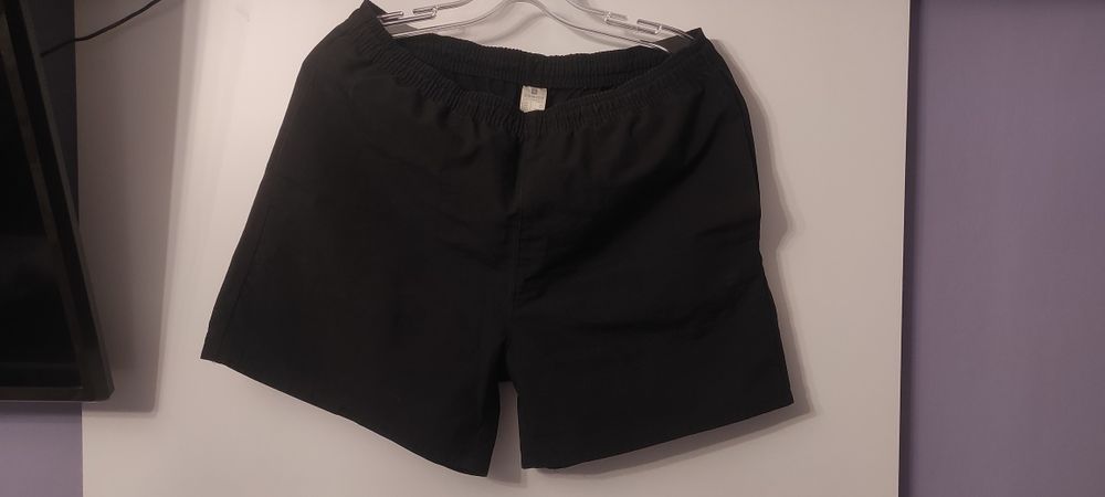 Krótkie spodnie męskie M