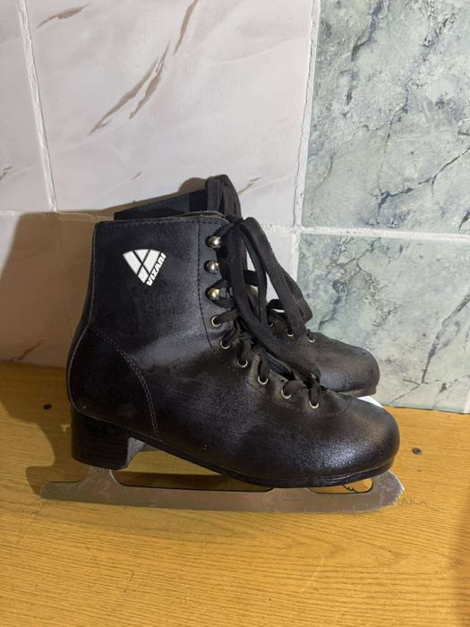 Łyżwy figurowe damskie/męskie VIZARI – rozmiar 41