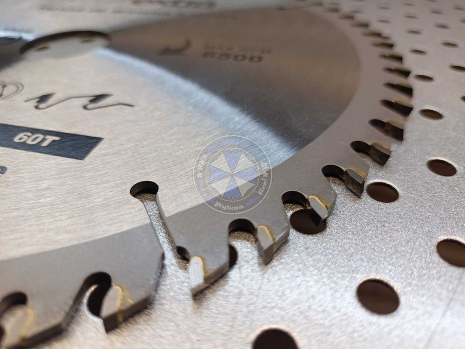 Tarcza z widią do drewna 230mm 60T tarcza do drewna 230mm 60 zębów