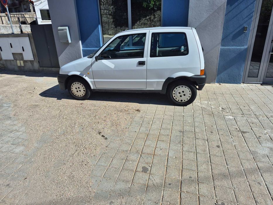 Fiat cinquecento econômico e em perfeitas condições