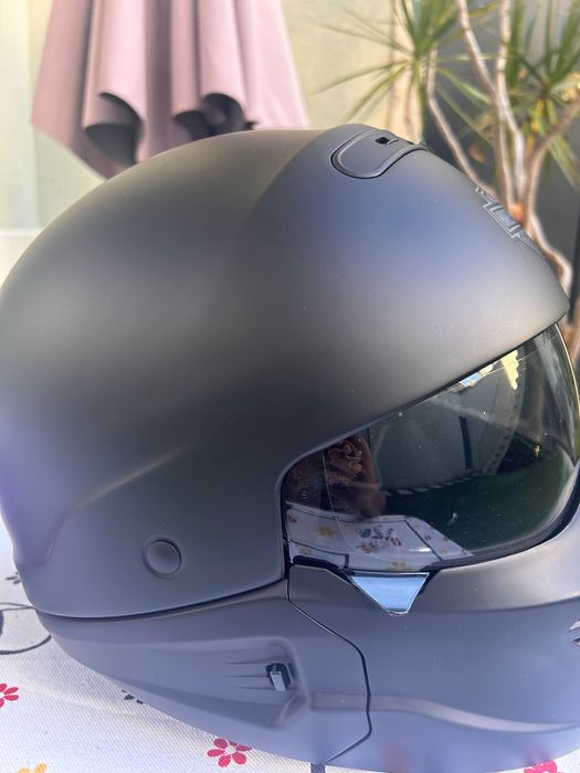 Capacete novo Harley Davison preto impecável