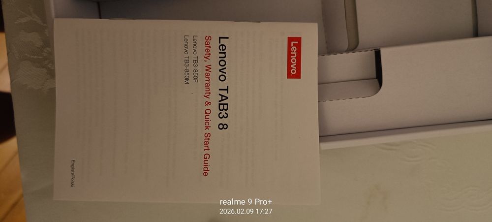 Sprzedam Tablet Lenovo TAB3 8 z ladowarką