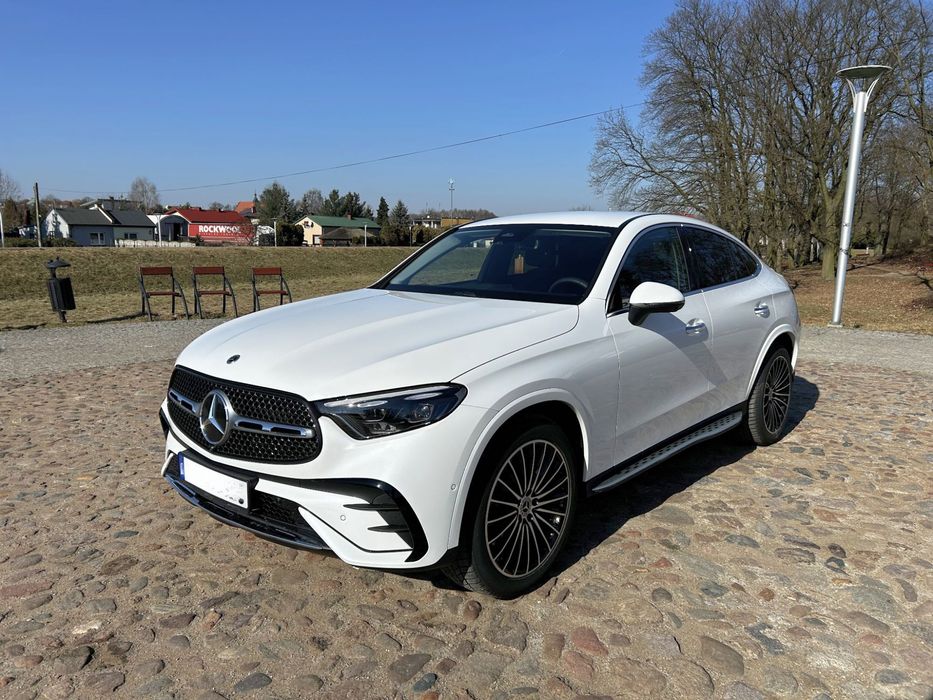 Auto do ślubu | Biały Mercedes GLC Coupé AMG