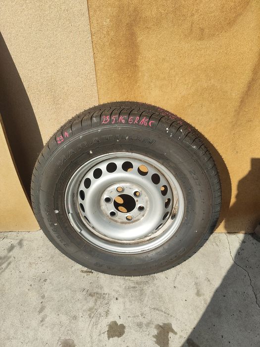 Opona felga 235/65R16c Goodyear